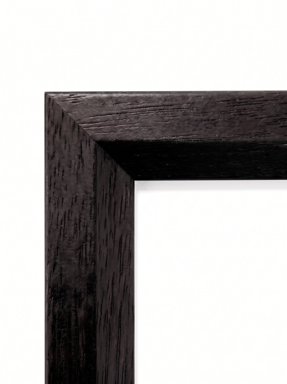 Tavelram Dahlia i svart (Black, T1074) – 28 mm kraftig träram efter mått